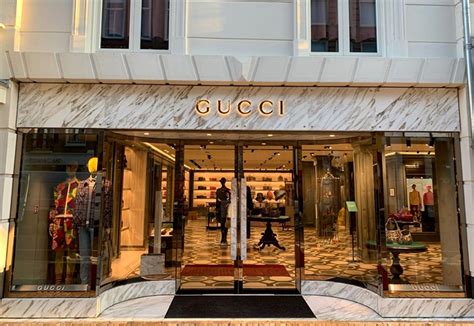 gucci winkel pc hooftstraat|Gucci shop amsterdam.